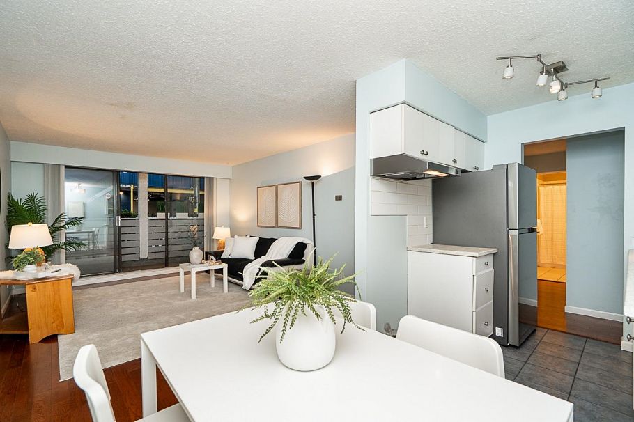 114 1950 W 8th Avenue Vancouver, BC - 9