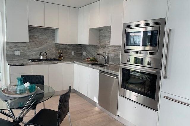 203 185 Victory Ship Way North Vancouver, BC - 4