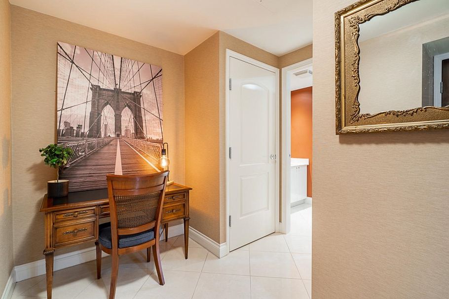 905 172 Victory Ship Way North Vancouver, BC - 9