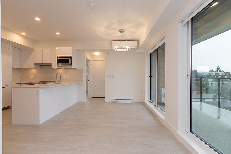 605 5399 JOYCE STREET, Vancouver BC V5R 4H3 Vancouver, BC - 9