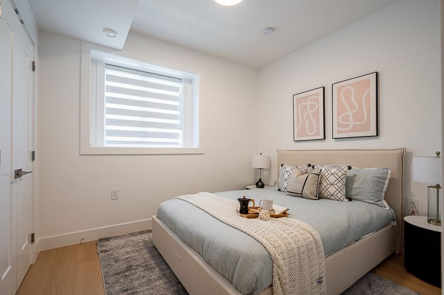 2105 E 33rd Avenue Vancouver, BC - 16