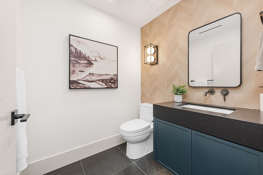 2 365 E 33rd Avenue Vancouver, BC - 13