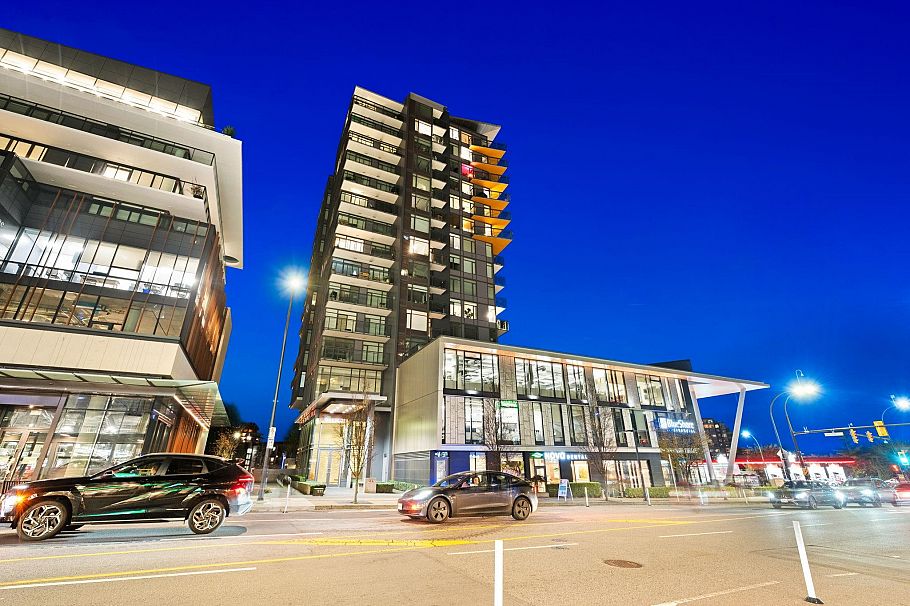 1503 111 E 13th Street North Vancouver, BC - 36