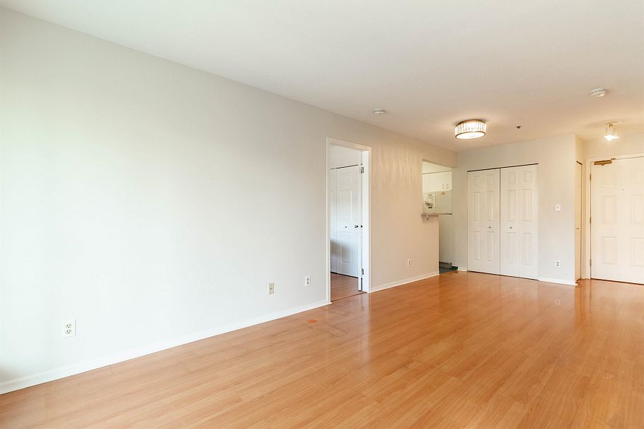 205 2238 Eton Street Vancouver, BC - 3
