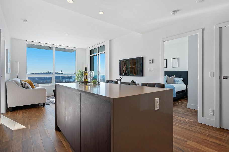 2004 1632 Lions Gate Lane North Vancouver, BC - 12