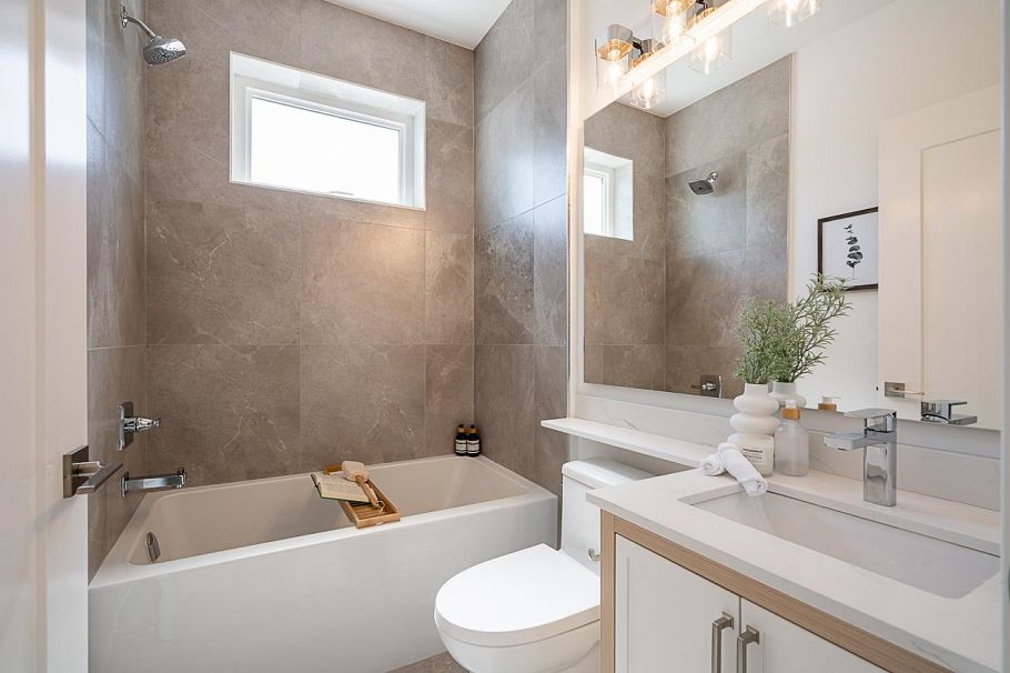 2103 E 33rd Avenue Vancouver, BC - 17