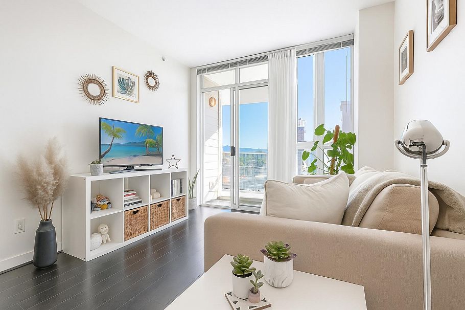 709 4078 Knight Street Vancouver, BC - 2