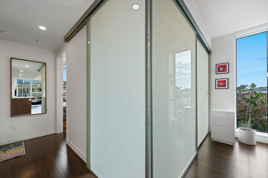 610 285 E 10th Avenue Vancouver, BC - 10