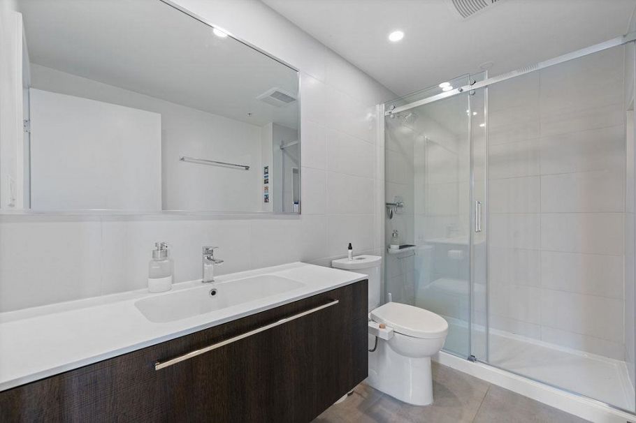 610 285 E 10th Avenue Vancouver, BC - 16