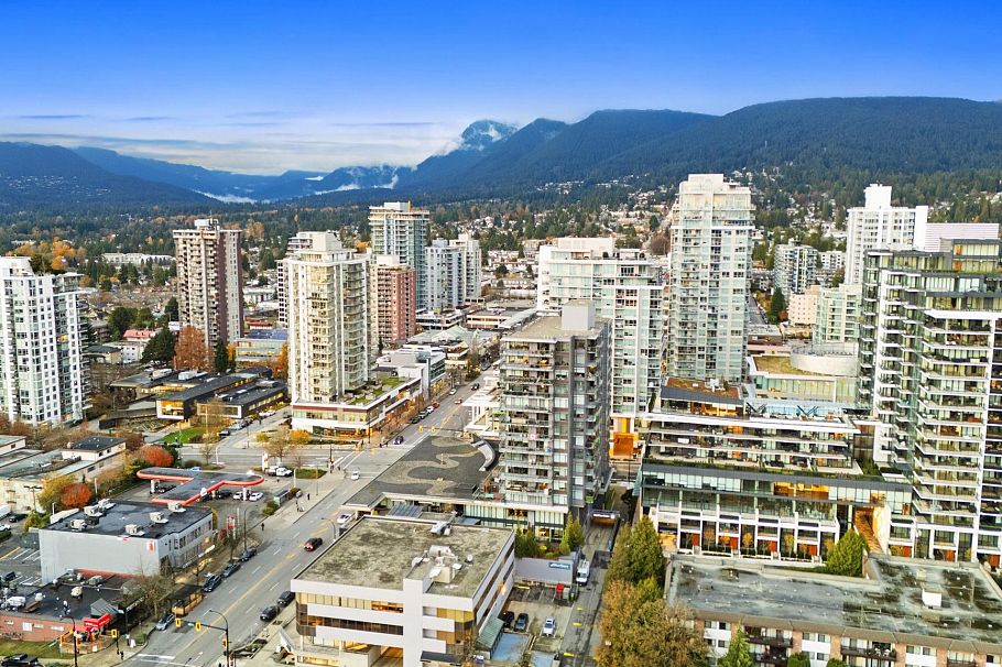 1503 111 E 13th Street North Vancouver, BC - 31