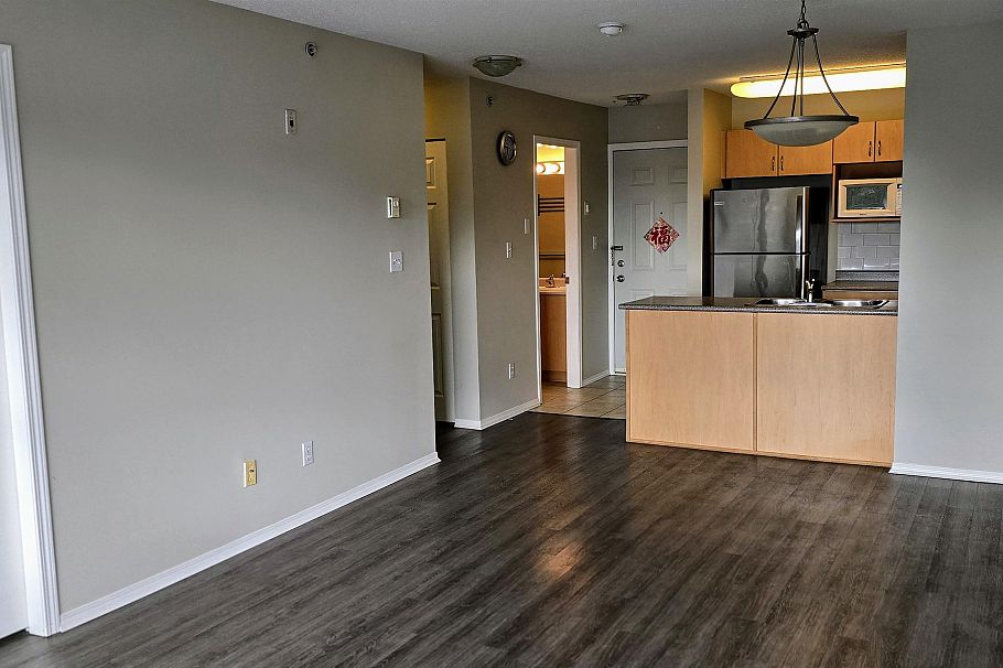 PH3 5438 Rupert Street Vancouver, BC - 1