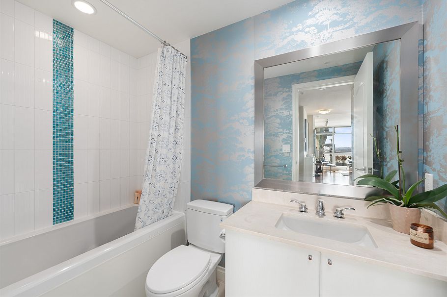 804 162 Victory Ship Way North Vancouver, BC - 15