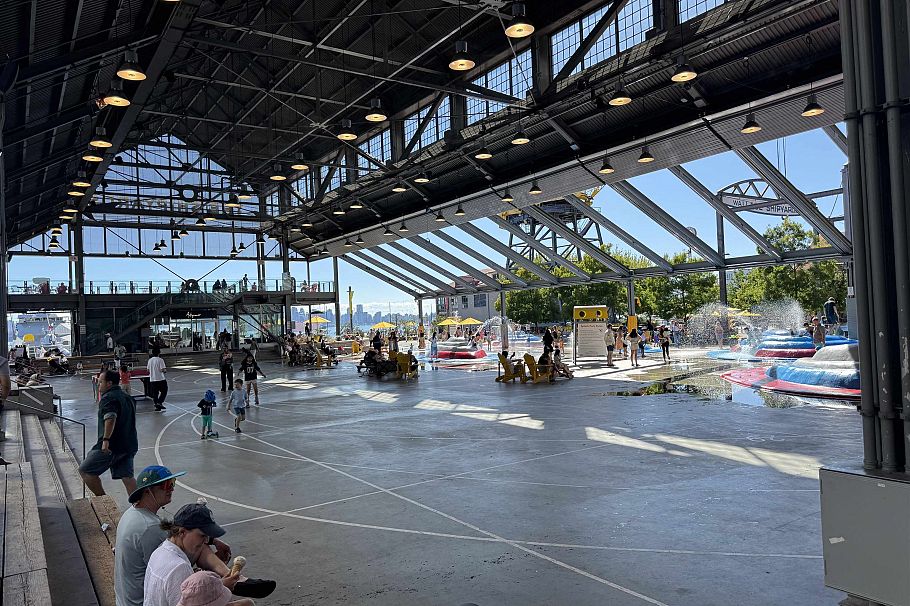 507 162 Victory Ship Way North Vancouver, BC - 15