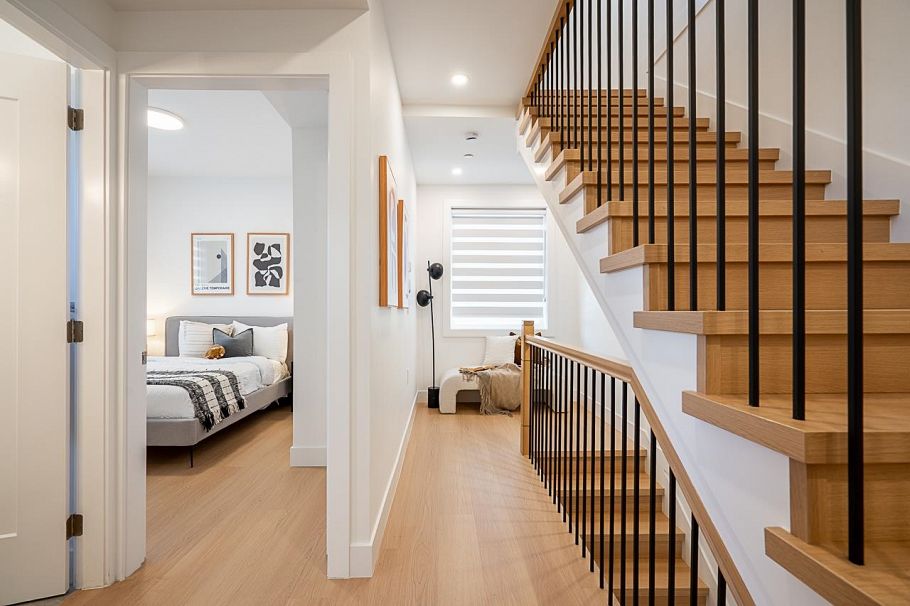 2105 E 33rd Avenue Vancouver, BC - 15