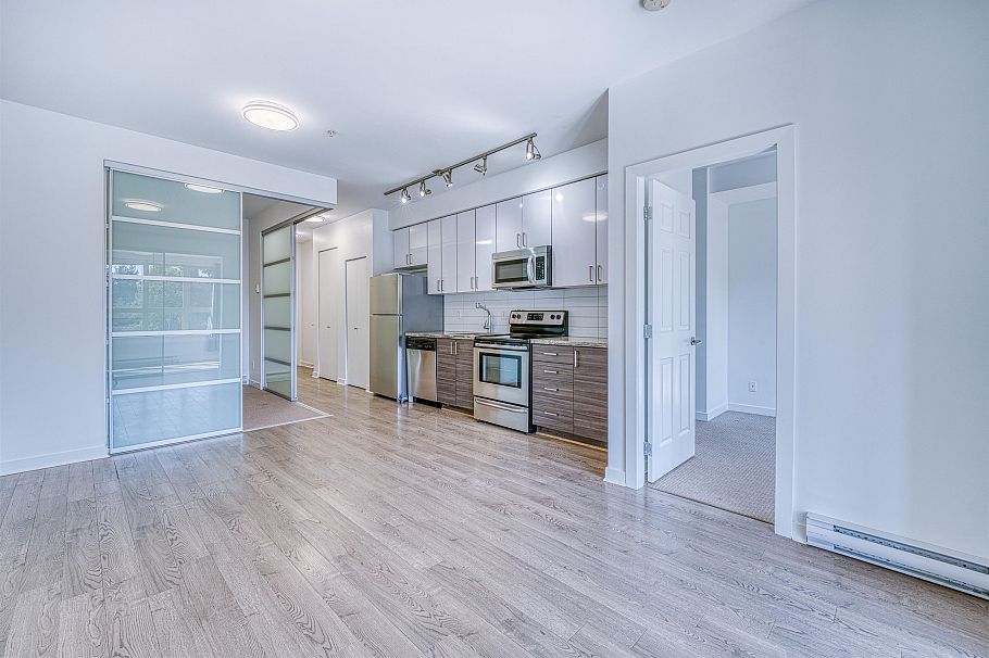 308 3688 Inverness Street Vancouver, BC - 5