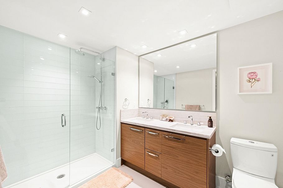 1503 111 E 13th Street North Vancouver, BC - 16