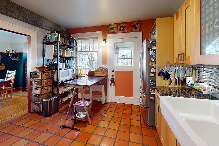 2340 Victoria Drive Vancouver, BC - 8