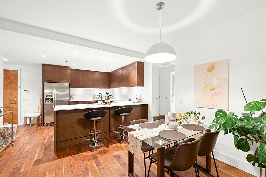 1503 111 E 13th Street North Vancouver, BC - 12