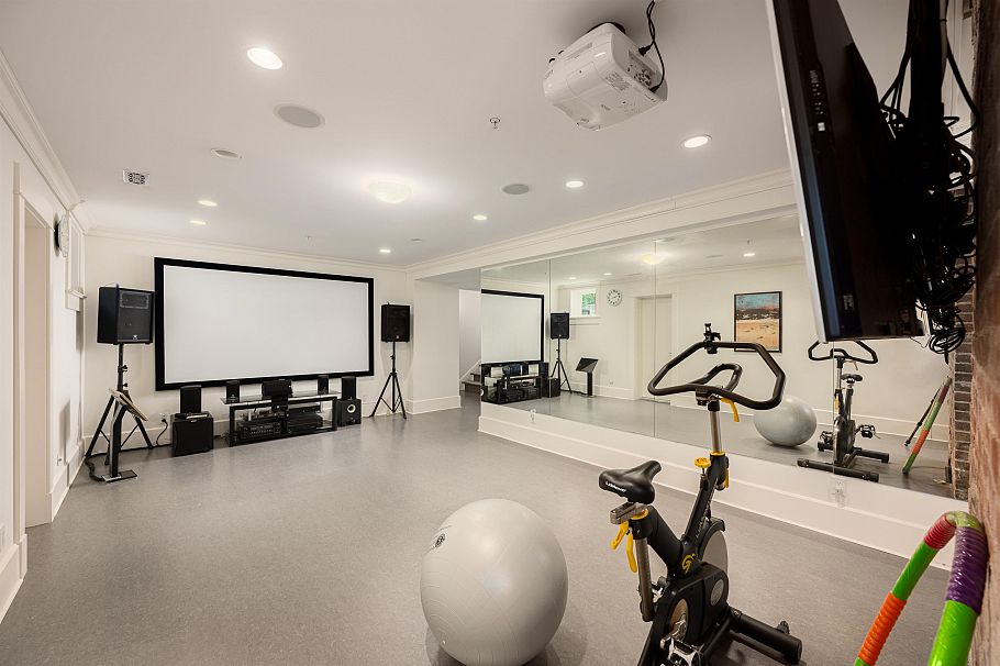 3835 Selkirk Street Vancouver, BC - 21