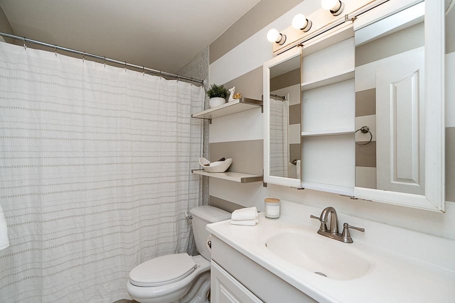 114 1950 W 8th Avenue Vancouver, BC - 17