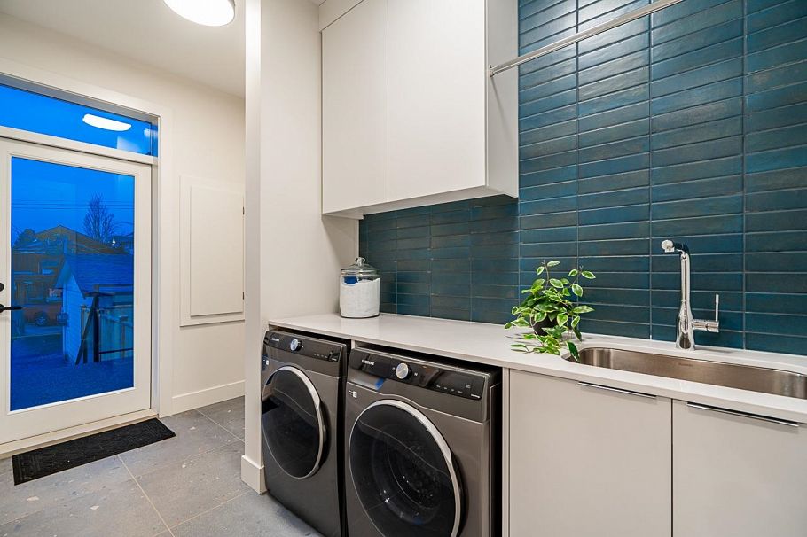 3535 Cambridge Street Vancouver, BC - 20