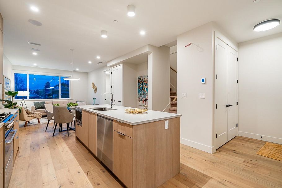 3535 Cambridge Street Vancouver, BC - 7