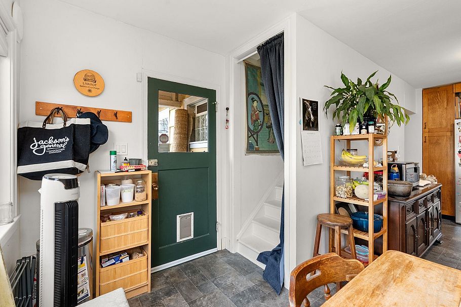 831 E 38th Avenue Vancouver, BC - 19