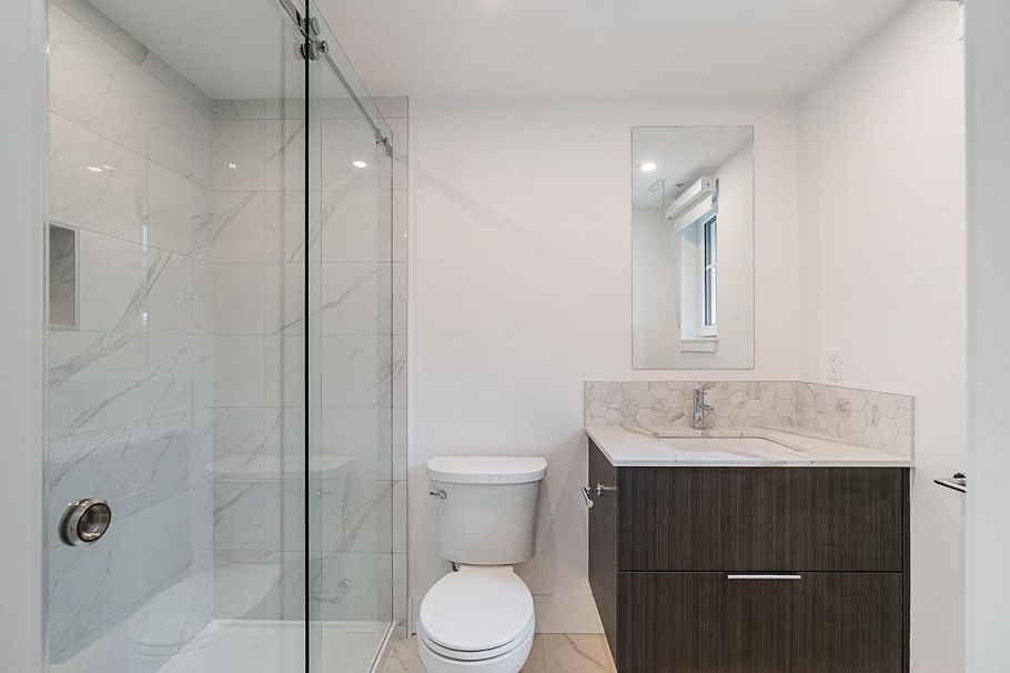 109 2085 E 1st Avenue Vancouver, BC - 15