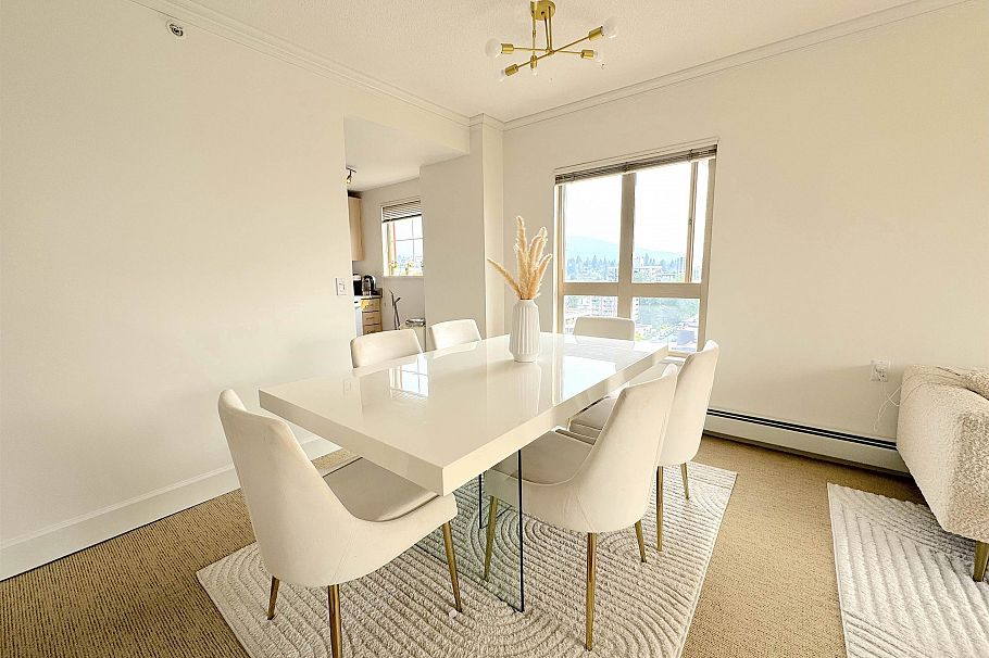 1503 121 W 15th Street North Vancouver, BC - 2