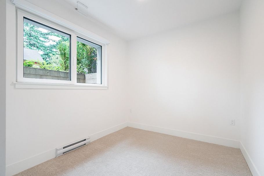 109 2085 E 1st Avenue Vancouver, BC - 10