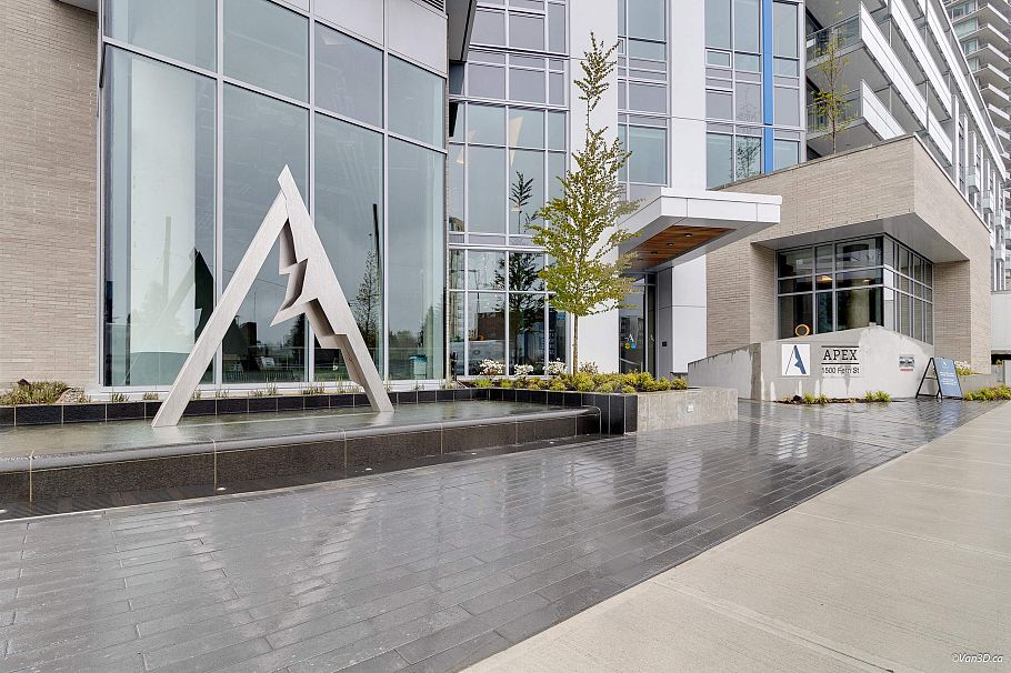 1102 1500 Fern Street North Vancouver, BC - 31