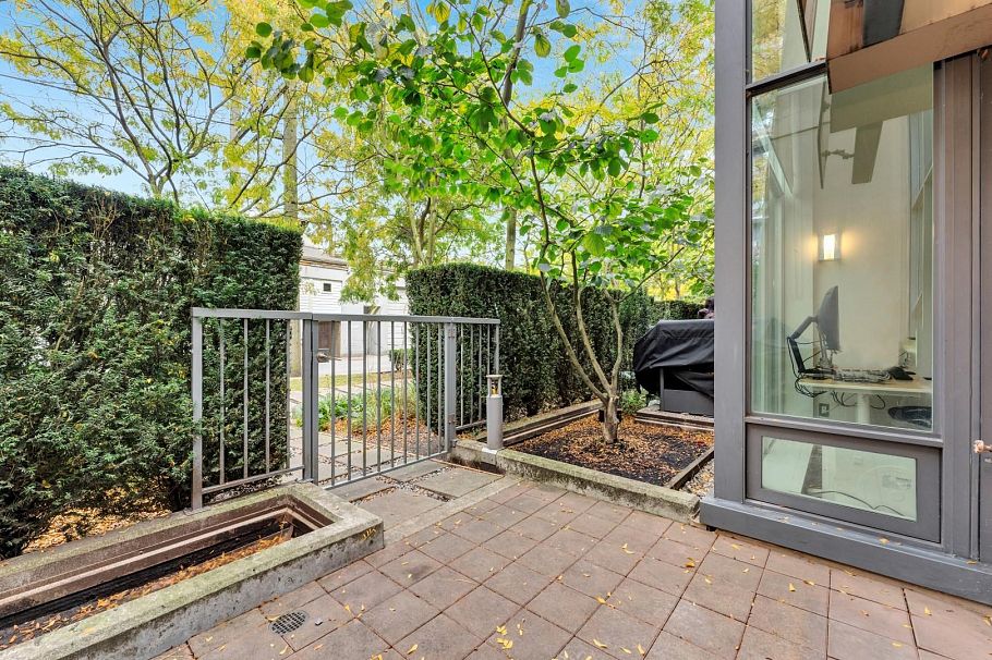 268 W 1st Avenue Vancouver, BC - 30