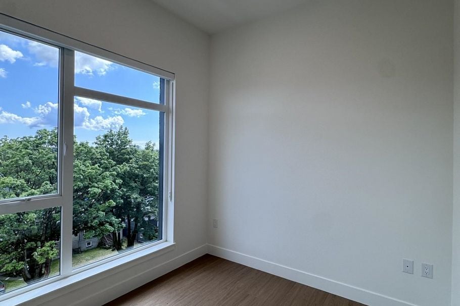 503 2235 E Broadway Vancouver, BC - 7