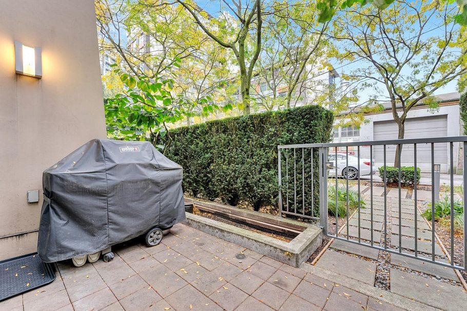 268 W 1st Avenue Vancouver, BC - 29