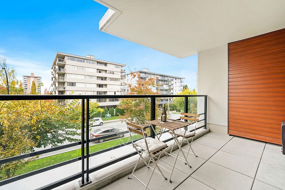 TH8 108 E 8th Street North Vancouver, BC - 23