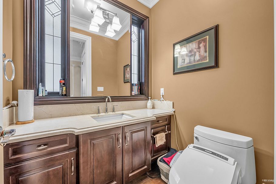 3522 W 27th Avenue Vancouver, BC - 22