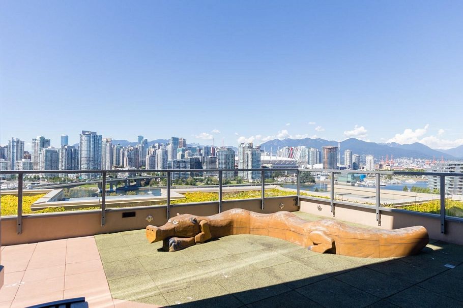 268 W 1st Avenue Vancouver, BC - 35