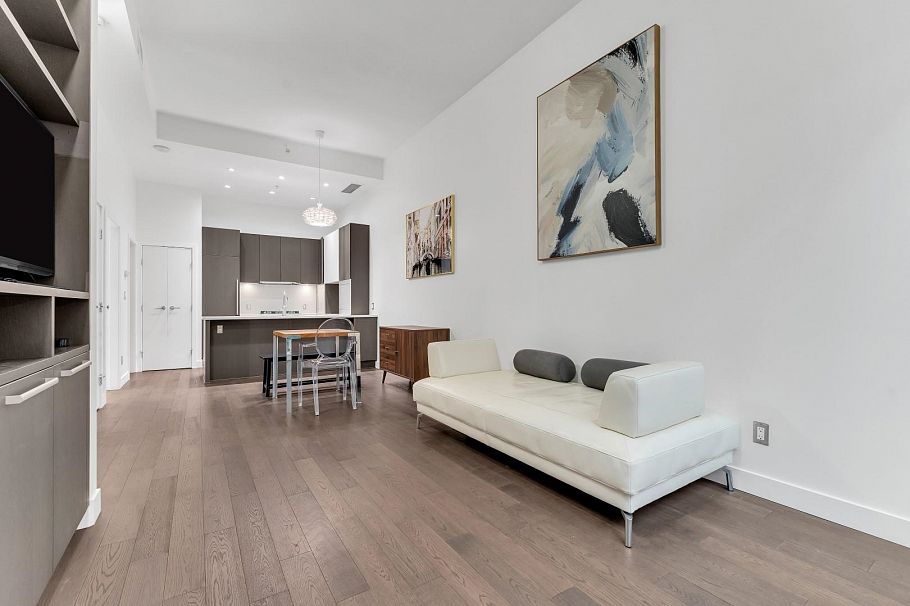 268 W 1st Avenue Vancouver, BC - 2