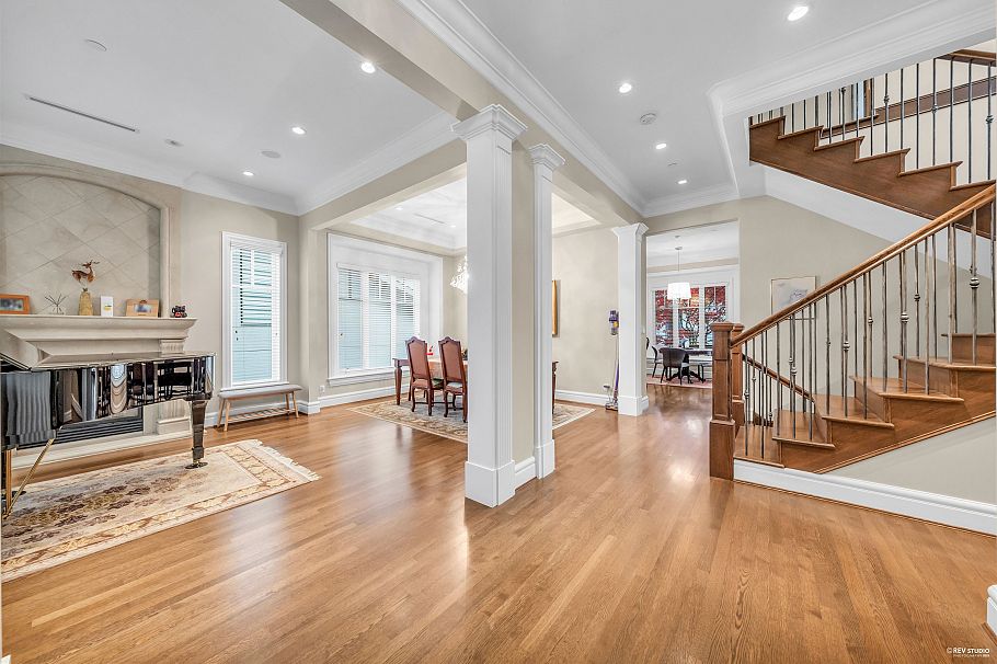 3522 W 27th Avenue Vancouver, BC - 9