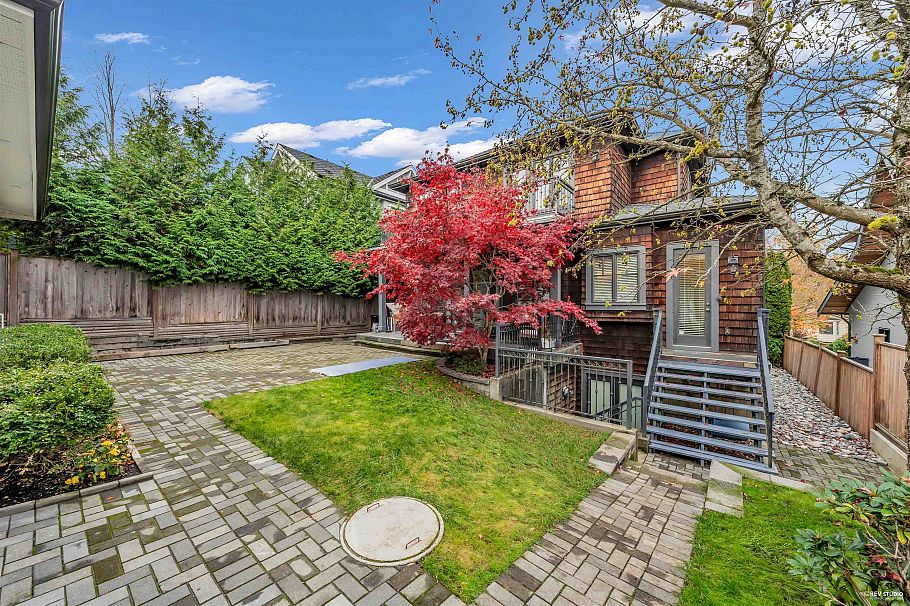 3522 W 27th Avenue Vancouver, BC - 37