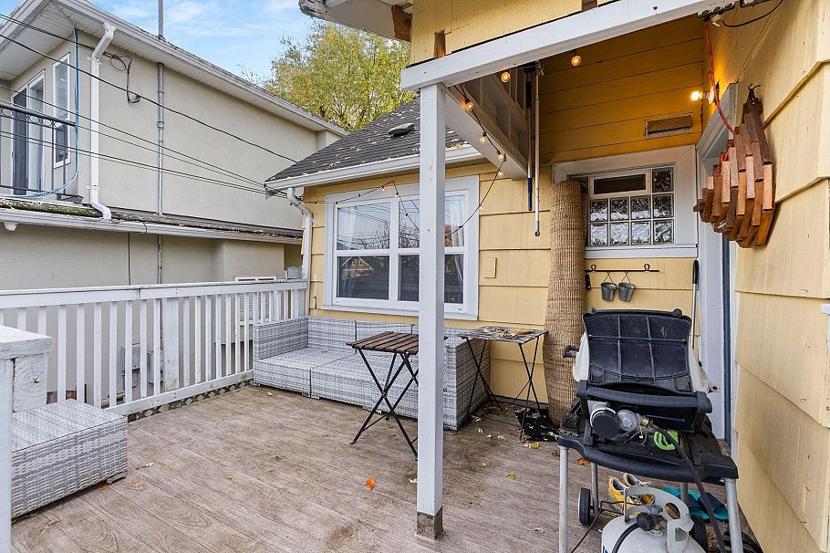 831 E 38th Avenue Vancouver, BC - 10