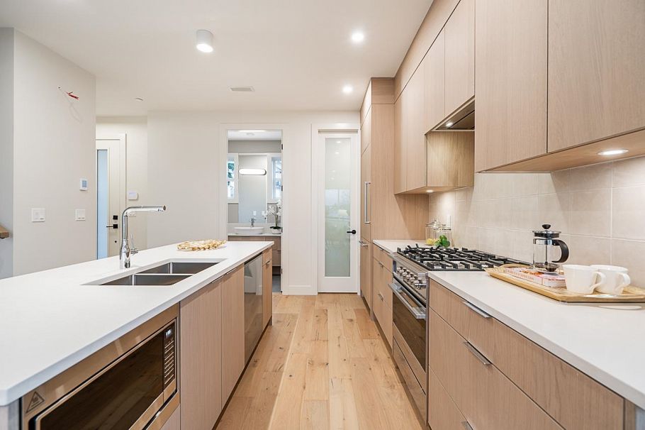 3535 Cambridge Street Vancouver, BC - 13