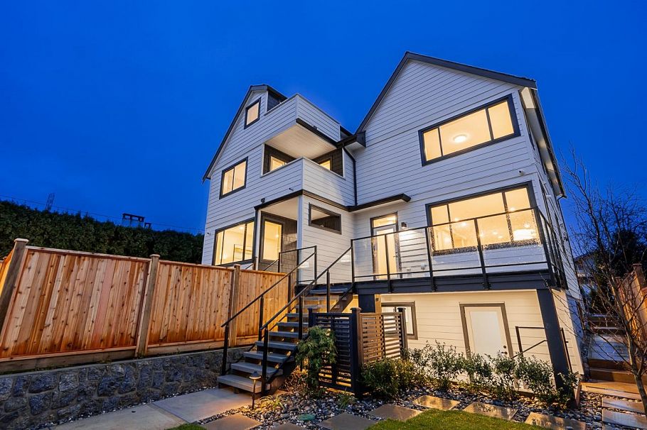 3535 Cambridge Street Vancouver, BC - 34