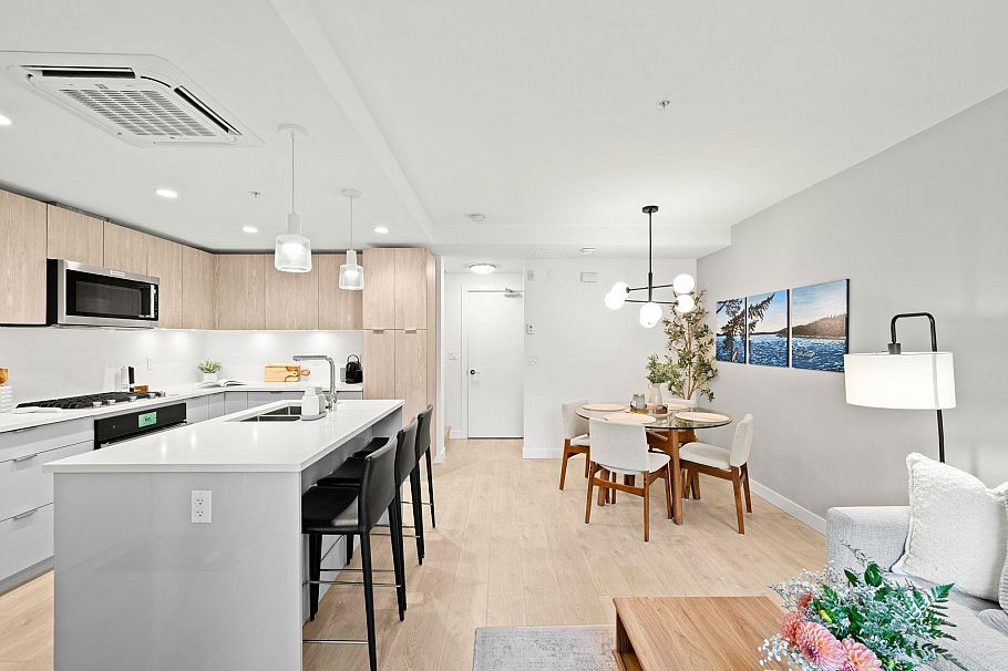 TH8 108 E 8th Street North Vancouver, BC - 7