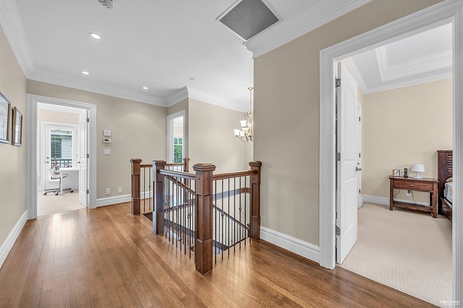 3522 W 27th Avenue Vancouver, BC - 32