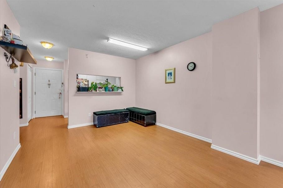 910 3489 Ascot Place Vancouver, BC - 6