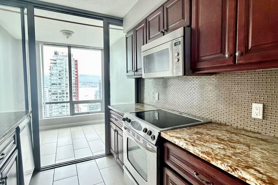 2902 1200 W GEORGIA STREET, Vancouver BC V5X 1G3 Vancouver, BC - 11