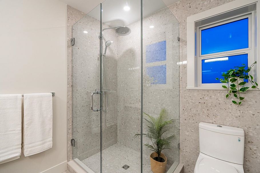 3535 Cambridge Street Vancouver, BC - 25