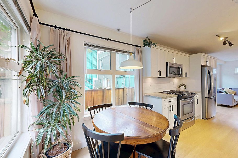 101 1672 E Pender Street Vancouver, BC - 11