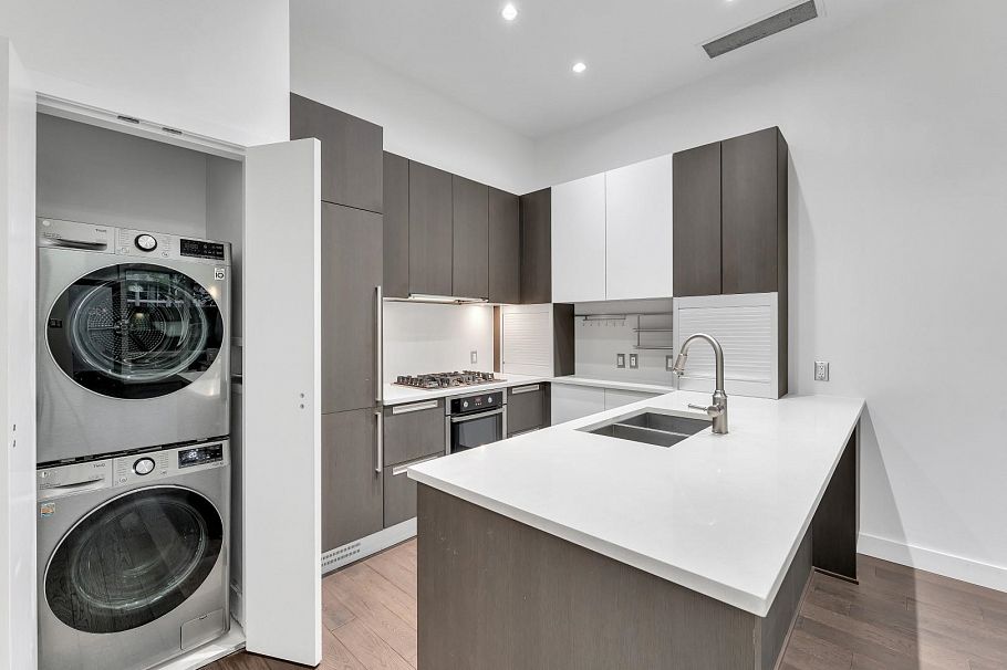 268 W 1st Avenue Vancouver, BC - 22